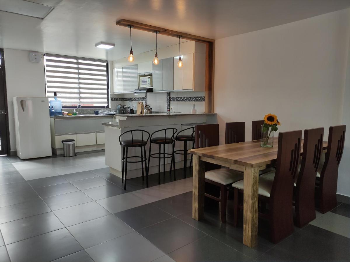 Elegante apartamento con vistas al volcán Tunguraua Baños Esterno foto
