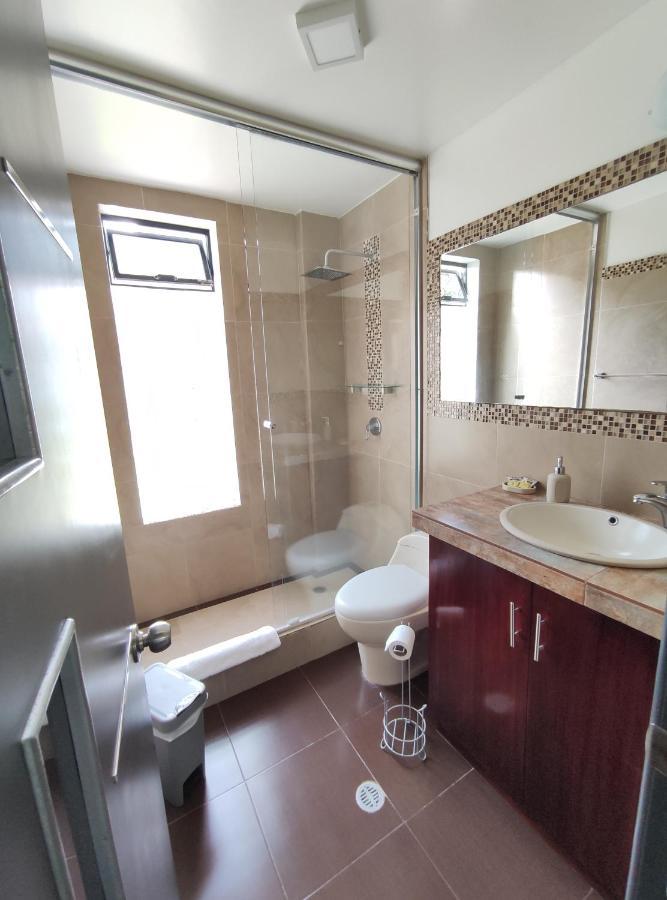 Elegante apartamento con vistas al volcán Tunguraua Baños Esterno foto
